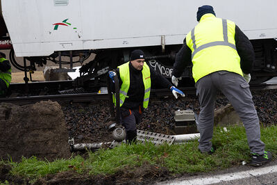 SCONTRO TRENO CAMION SENETICA