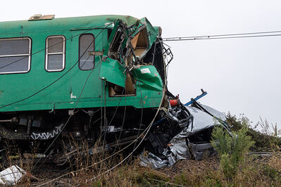 SCONTRO TRENO CAMION SENETICA