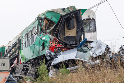 SCONTRO TRENO CAMION SENETICA
