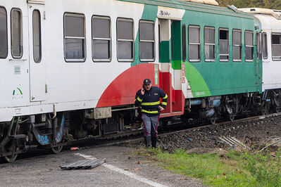SCONTRO TRENO CAMION SENETICA