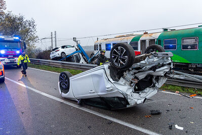 SCONTRO TRENO CAMION SENETICA