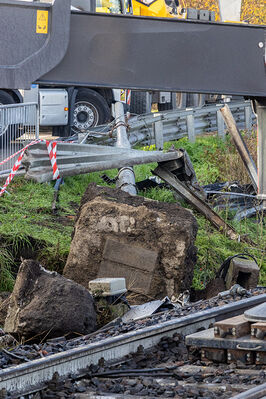 SCONTRO TRENO CAMION SENETICA