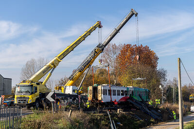 SCONTRO TRENO CAMION SENETICA