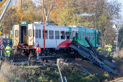 SCONTRO TRENO CAMION SENETICA