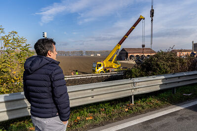 SCONTRO TRENO CAMION SENETICA