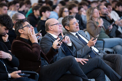 Convegno I nuovi calcolatori quantistici Bologna