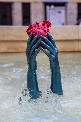 OPERA HXORO FONTANA PIAZZA REPUBBLICA FERRARA