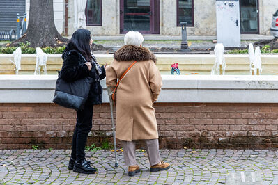 OPERA HXORO FONTANA PIAZZA REPUBBLICA FERRARA