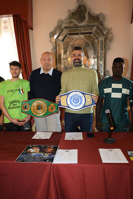 CONFERENZA STAMPA E PESO PUGILI DUCHESSA ISABELLA