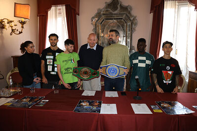 CONFERENZA STAMPA E PESO PUGILI DUCHESSA ISABELLA