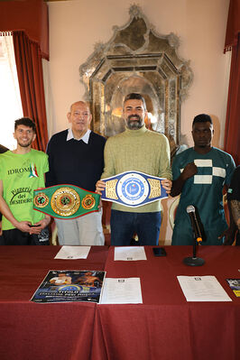 CONFERENZA STAMPA E PESO PUGILI DUCHESSA ISABELLA