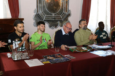 CONFERENZA STAMPA E PESO PUGILI DUCHESSA ISABELLA