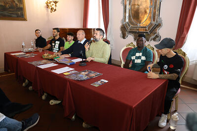 CONFERENZA STAMPA E PESO PUGILI DUCHESSA ISABELLA