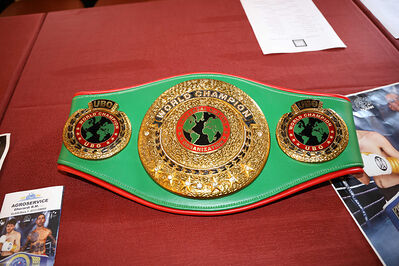 CONFERENZA STAMPA E PESO PUGILI DUCHESSA ISABELLA