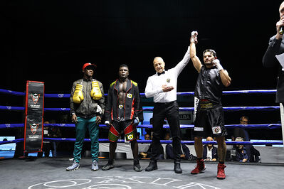 TITOLO MONDIALE PESI MEDI E ITALIANO PESI MOSCA