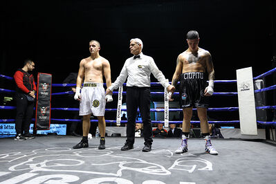 TITOLO MONDIALE PESI MEDI E ITALIANO PESI MOSCA