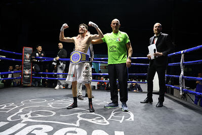 TITOLO MONDIALE PESI MEDI E ITALIANO PESI MOSCA