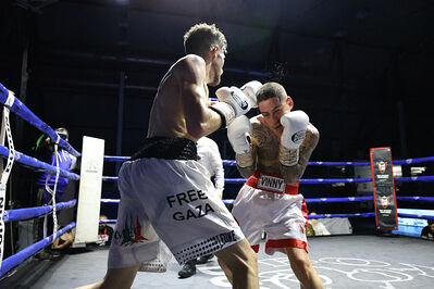 TITOLO MONDIALE PESI MEDI E ITALIANO PESI MOSCA