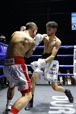 TITOLO MONDIALE PESI MEDI E ITALIANO PESI MOSCA