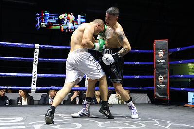 TITOLO MONDIALE PESI MEDI E ITALIANO PESI MOSCA