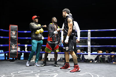 TITOLO MONDIALE PESI MEDI E ITALIANO PESI MOSCA