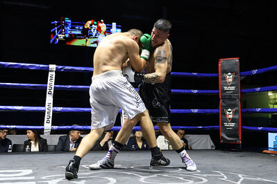 TITOLO MONDIALE PESI MEDI E ITALIANO PESI MOSCA