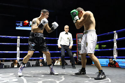 TITOLO MONDIALE PESI MEDI E ITALIANO PESI MOSCA