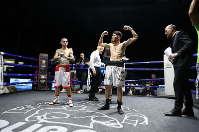 TITOLO MONDIALE PESI MEDI E ITALIANO PESI MOSCA