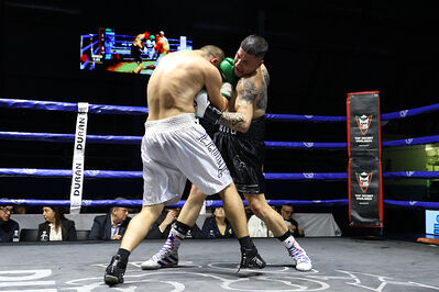 TITOLO MONDIALE PESI MEDI E ITALIANO PESI MOSCA