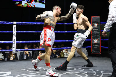 TITOLO MONDIALE PESI MEDI E ITALIANO PESI MOSCA