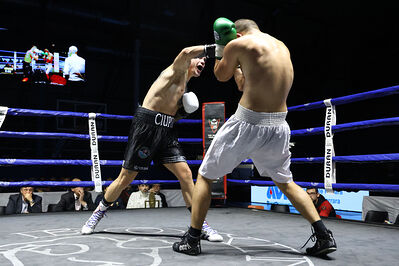 TITOLO MONDIALE PESI MEDI E ITALIANO PESI MOSCA