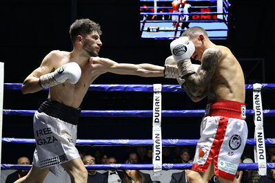 TITOLO MONDIALE PESI MEDI E ITALIANO PESI MOSCA