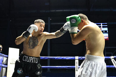 TITOLO MONDIALE PESI MEDI E ITALIANO PESI MOSCA