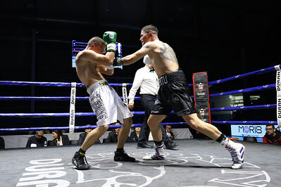 TITOLO MONDIALE PESI MEDI E ITALIANO PESI MOSCA