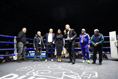 TITOLO MONDIALE PESI MEDI E ITALIANO PESI MOSCA