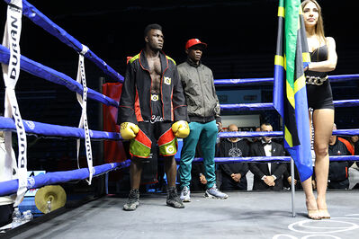 TITOLO MONDIALE PESI MEDI E ITALIANO PESI MOSCA