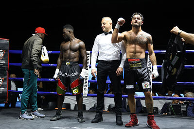 TITOLO MONDIALE PESI MEDI E ITALIANO PESI MOSCA