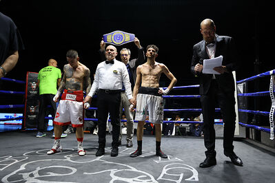 TITOLO MONDIALE PESI MEDI E ITALIANO PESI MOSCA