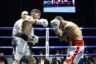 TITOLO MONDIALE PESI MEDI E ITALIANO PESI MOSCA