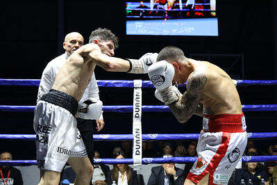 TITOLO MONDIALE PESI MEDI E ITALIANO PESI MOSCA