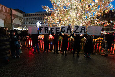 ACCENSIONE ALBERO DI NATALE FERRARA